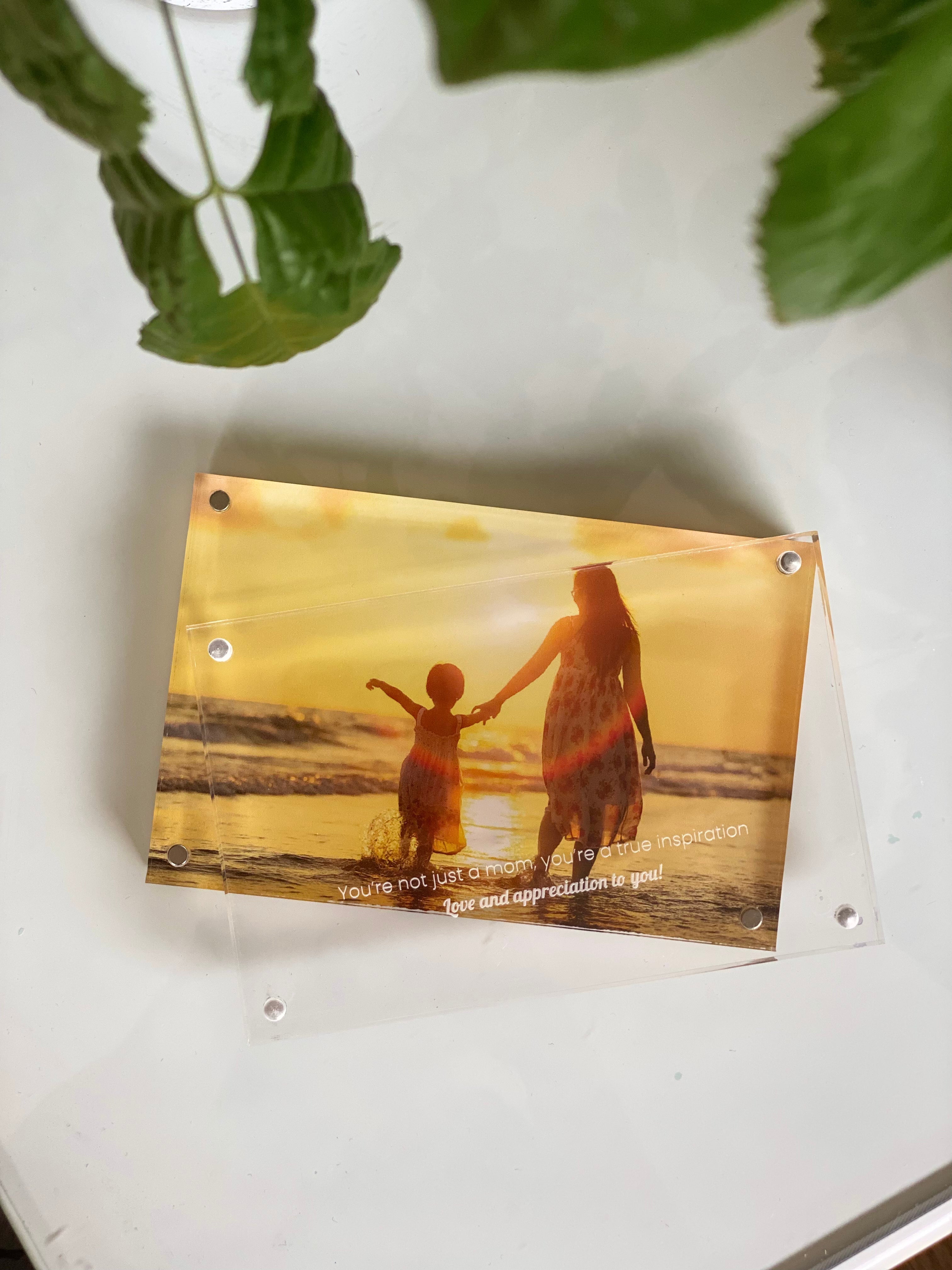 Personalize Acrylic Magnetic Picture Frame