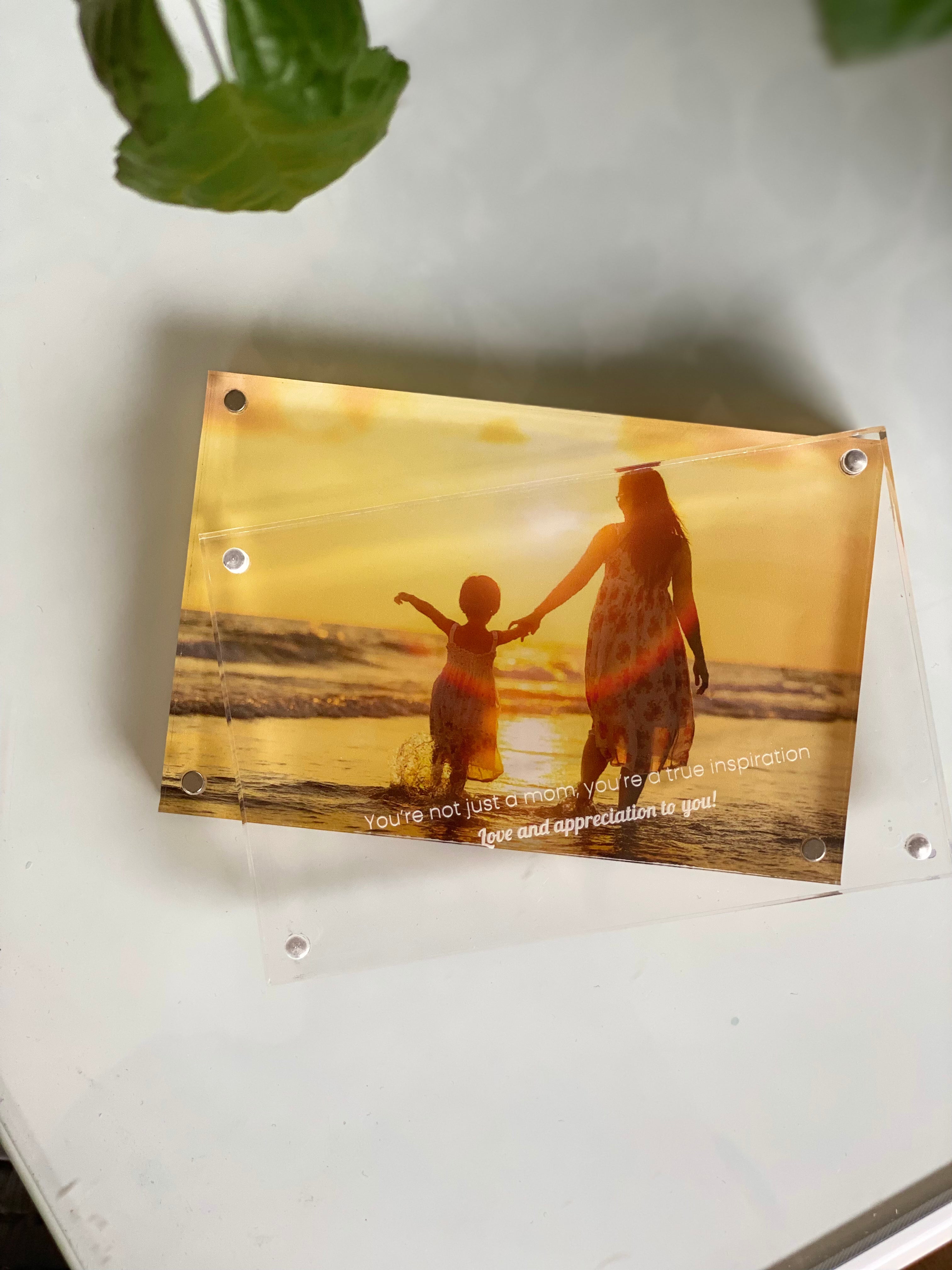 Personalize Acrylic Magnetic Picture Frame